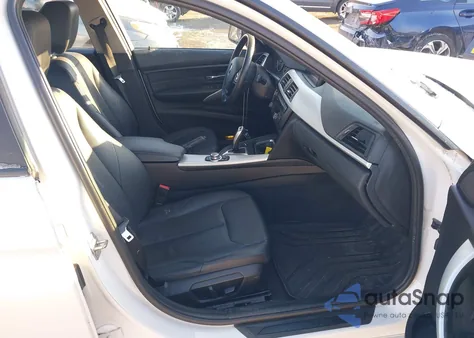 2013 BMW 328I xDrive z USA, uszkodzony, nr VIN WBA3B5C53DF592988